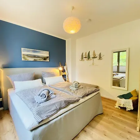 Strandkorb & Mee H R Parkvillen Carlota Und Candela * Baabe